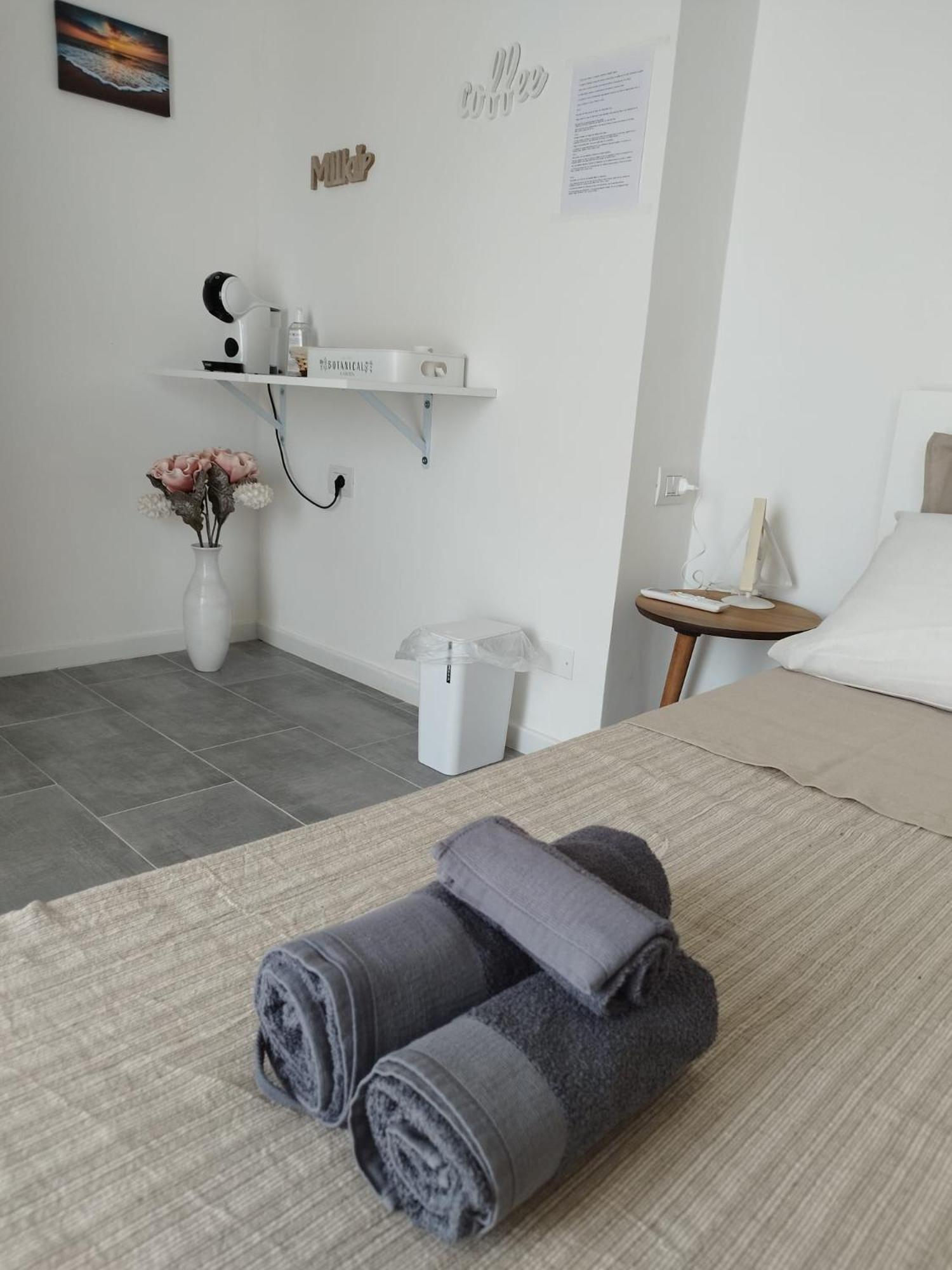 B&B Casa Balai 72 A 100 Mt Dal Mare Porto Torres Kültér fotó